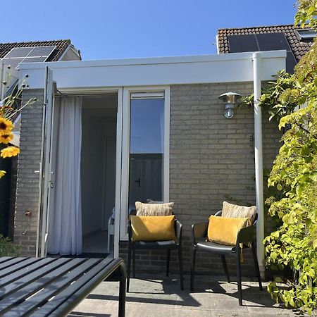 Fijne Vakantiewoning In Domburg Op Loopafstand Strand En Centrum Met Parkeerplaats Exteriör bild